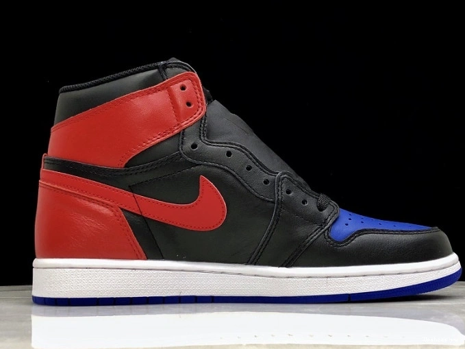 555088-026 Three 1 Jordan Air Top 0314